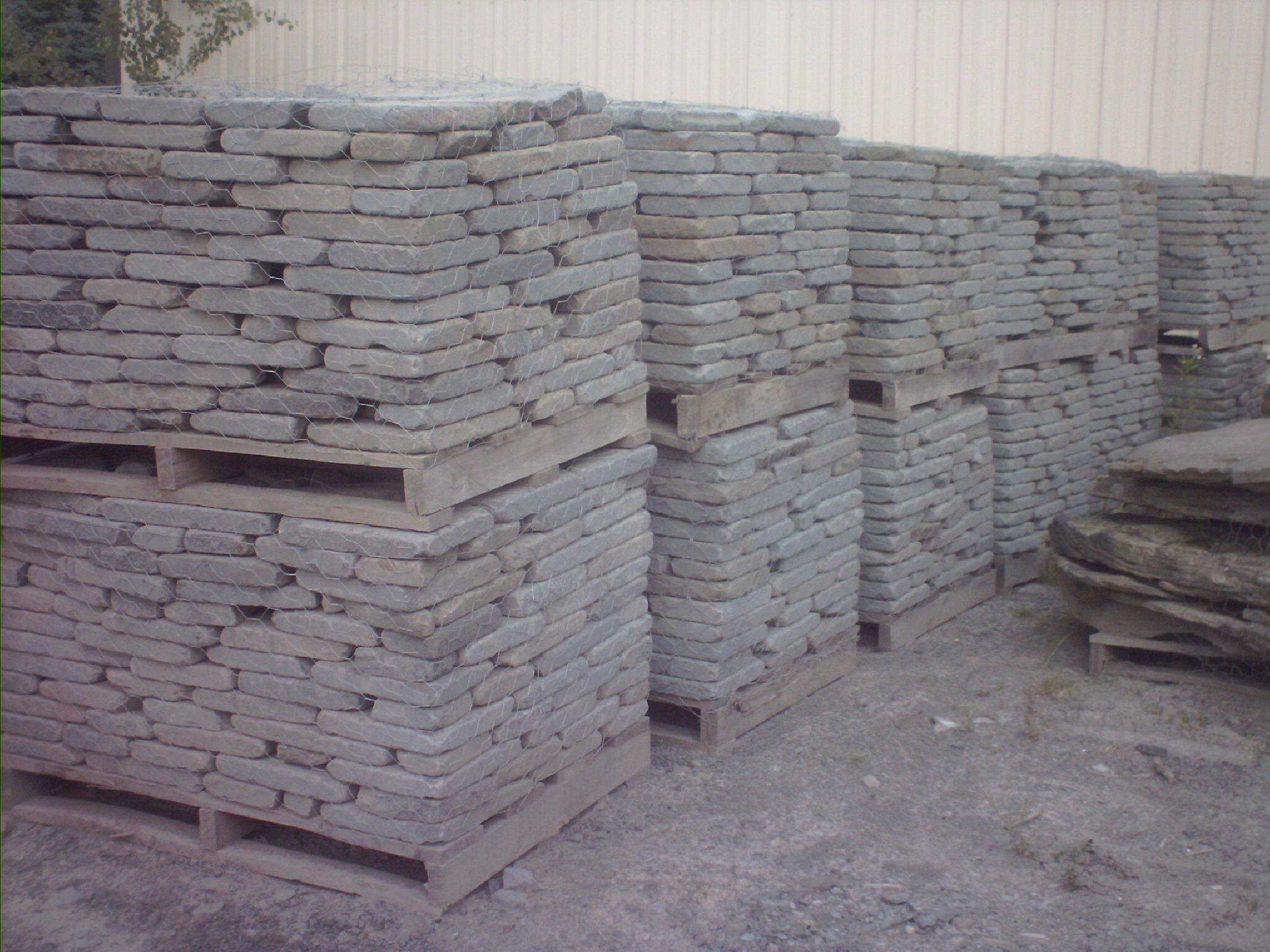 pa tumbled bluestone 